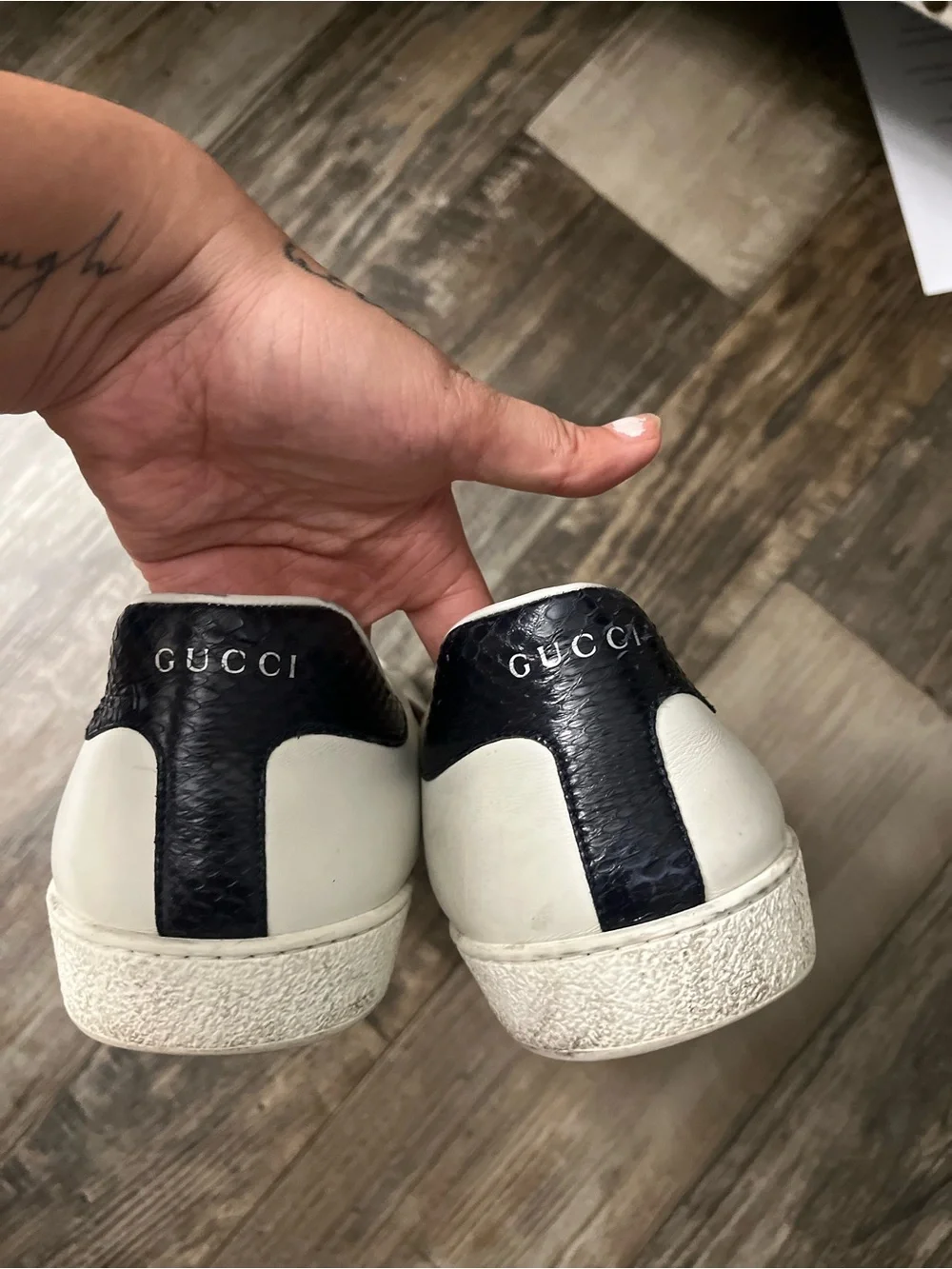 White Men's Gucci shoes with Red & Navy Stripes